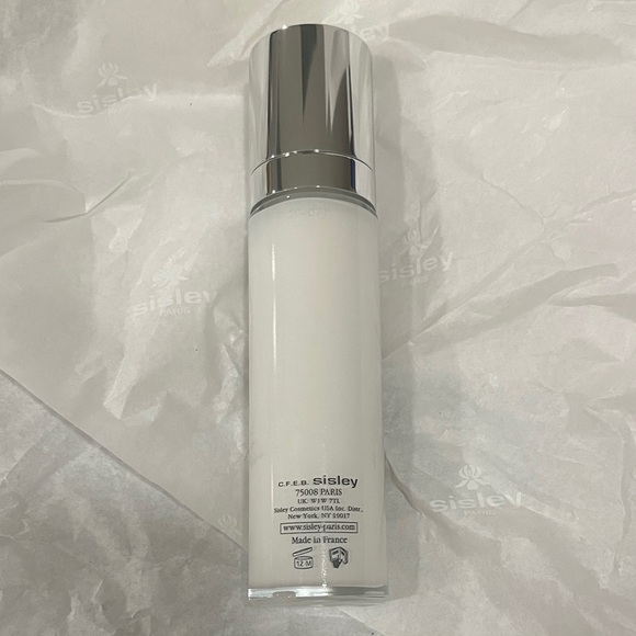 Sisley Silver and White Anti-Aging Protection - Picture 2 of 2